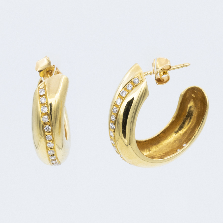 Boucles d’oreilles demi-créoles en or jaune et diamants