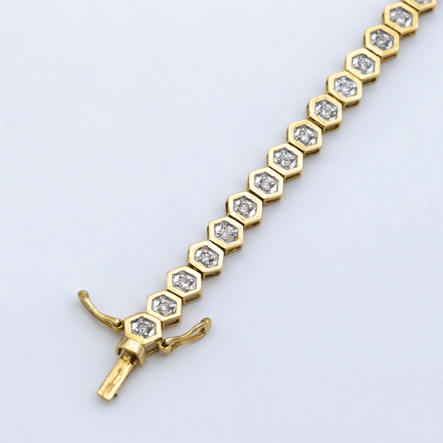 Bracelet ligne en or jaune et 38 diamants